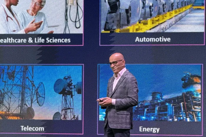 Ritesh Vajariya speaking in Buenos Aires